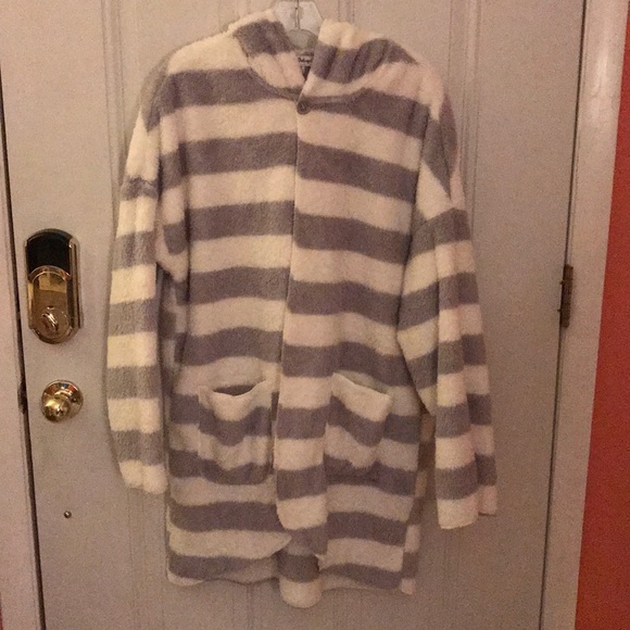 Cozy Robe - Picture 1 of 4